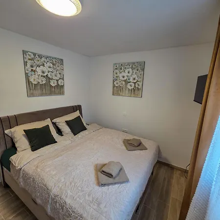 House4seasons * Lič