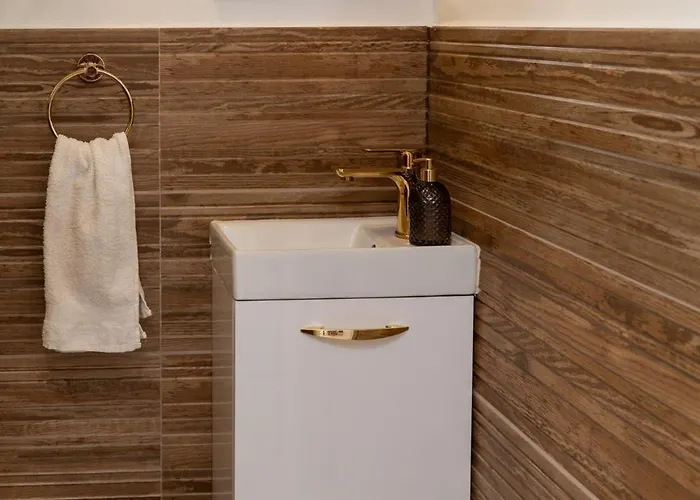 House4seasons 别墅 *