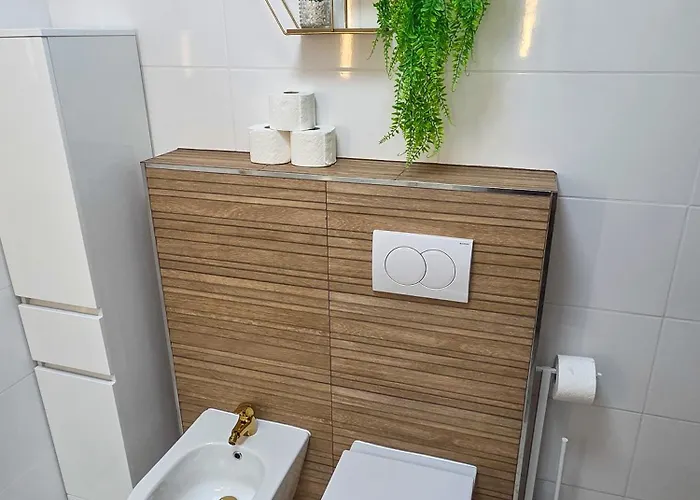 Vila House4seasons Lic